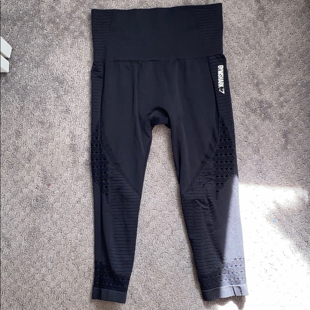 cropped high waisted black gymshark leggings